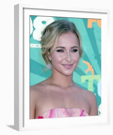 Hayden Panettiere-null-Framed Photo