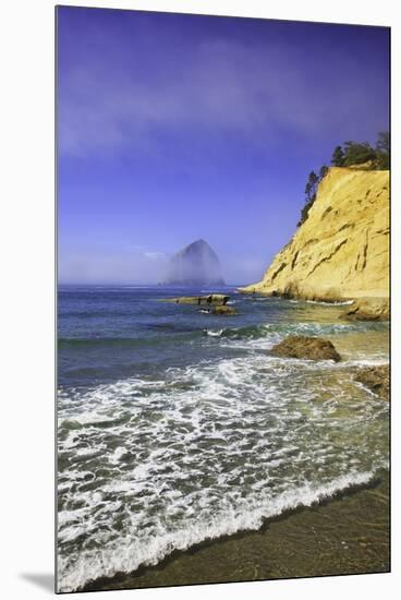 Haystack Rock, Cape Kiwanda, Oregon Coast, Pacific Ocean, Pacific Northwest-Craig Tuttle-Mounted Premium Photographic Print