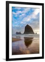 Haystack Rock reflected on the shoreline at Cannon Beach on the Pacific Northwest coast, Oregon, Un-Martin Child-Framed Premium Photographic Print