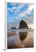 Haystack Rock reflected on the shoreline at Cannon Beach on the Pacific Northwest coast, Oregon, Un-Martin Child-Framed Premium Photographic Print