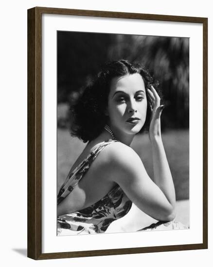 Hedy Lamarr, 1940-null-Framed Photographic Print