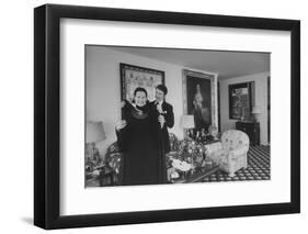 Heiress and Designer Gloria Vanderbilt at Home with Husband Wyatt Cooper, New York, 1974-Alfred Eisenstaedt-Framed Photographic Print