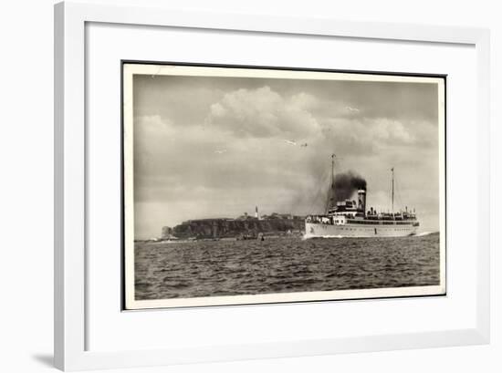 Helgoland, Hapag, Seebäderdienst, Dampfer Cobra-null-Framed Giclee Print