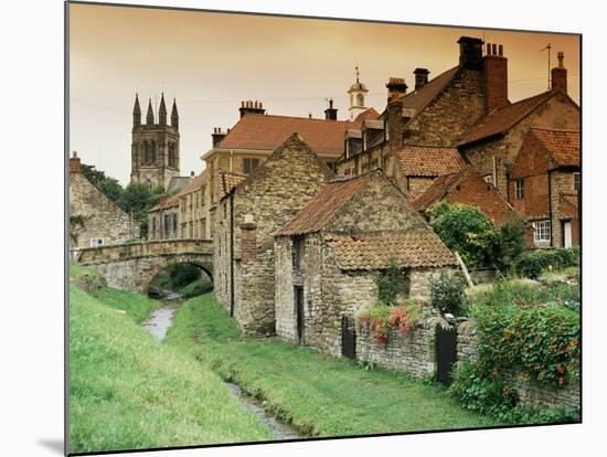 Helmsley, Yorkshire, England, United Kingdom-Peter Scholey-Mounted Photographic Print