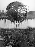 Fountains Surrounding Unisphere at New York World's Fair on Its Closing Day-Henry Groskinsky-Photographic Print