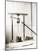 Henry's Electromagnetic Machine, 1831-Miriam and Ira Wallach-Mounted Photographic Print