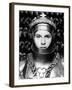 Henry V, Laurence Olivier As King Henry V, 1944-null-Framed Photo