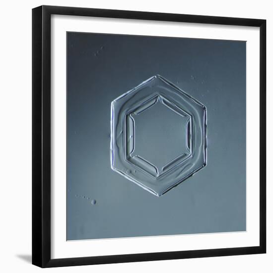 Hexagonal Plate Snowflake-null-Framed Giclee Print