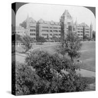 High Court and North End of Rotten Row, Bombay, India, 1903-Underwood & Underwood-Stretched Canvas