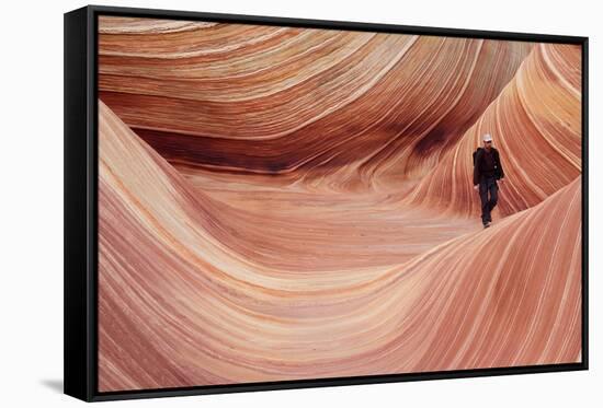 Hiking the Wave-mike866-Framed Stretched Canvas