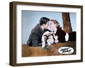 HILLS OF LASSIE, 1948 DIRECTED OF FRED M. WILCOX Tom Drake and Janet Leigh (photo)-null-Framed Photo