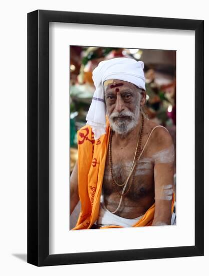 Hindu Brahmin priest, Sri Vadapathira Kaliamman Hindu Temple, Singapore-Godong-Framed Photographic Print