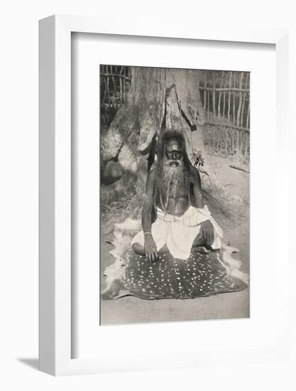 'Hindu-Busser (Asket)', 1926-Unknown-Framed Photographic Print