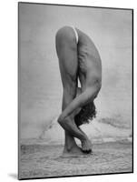 Hindu Man Practicing Yoga-Eliot Elisofon-Mounted Photographic Print