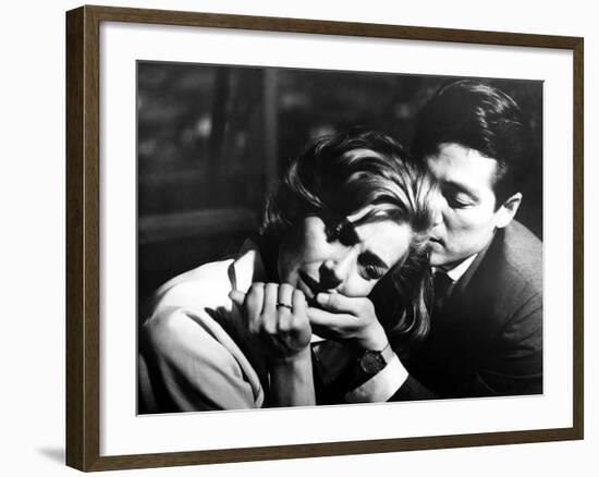 Hiroshima Mon Amour, Emmanuelle Riva, Eiji Okada, 1959-null-Framed Photo