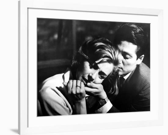 Hiroshima Mon Amour, Emmanuelle Riva, Eiji Okada, 1959-null-Framed Photo