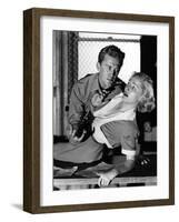 Histoire by detective (Detective Story) by William Wyler with Eleanor Parker, Kirk Douglas, 1951 (b-null-Framed Photo