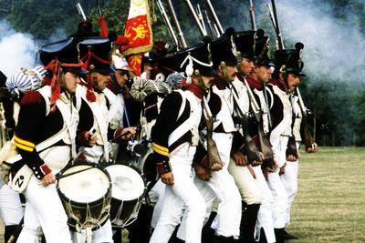 https://imgc.allpostersimages.com/img/posters/historical-re-enactment-of-french-napoleonic-troops-in-battle-1815-as-deployed-at-waterloo_u-L-PV8KQU0.jpg?artPerspective=n