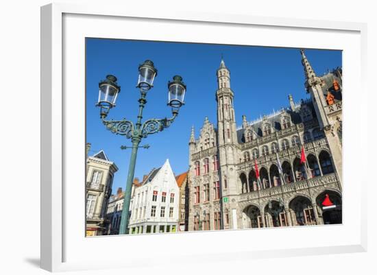 Historium Museum-G&M-Framed Photographic Print