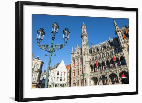 Historium Museum-G&M-Framed Photographic Print