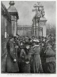 Queen Victoria's Coffin at Paddington Station-H.m. Paget-Art Print