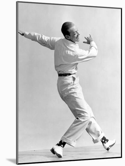 Holiday Inn, Fred Astaire, 1942-null-Mounted Photo