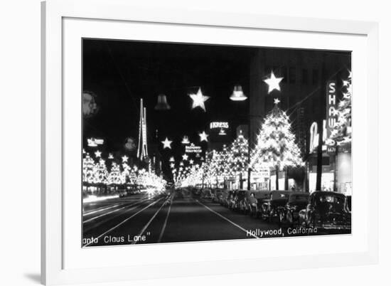 Hollywood, California - Santa Claus Lane Parade on Hollywood Blvd-Lantern Press-Framed Art Print