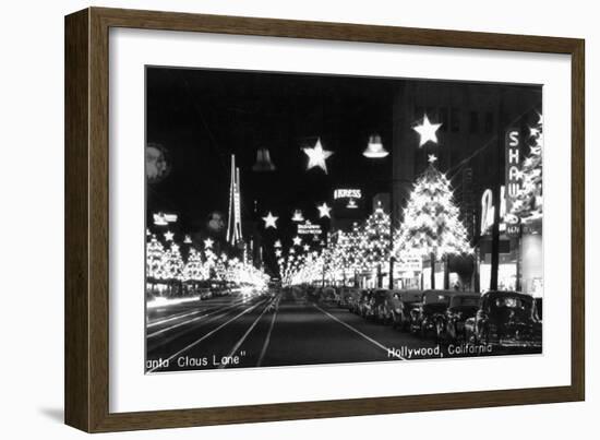 Hollywood, California - Santa Claus Lane Parade on Hollywood Blvd-Lantern Press-Framed Art Print