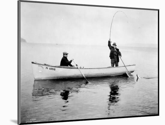 Holmes Harbor, Whidbey Island, Landing Fish, 1931-Asahel Curtis-Mounted Giclee Print