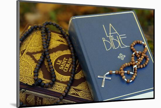 Holy Quran in French with Muslim prayer beads and Bible with rosary-Godong-Mounted Photographic Print