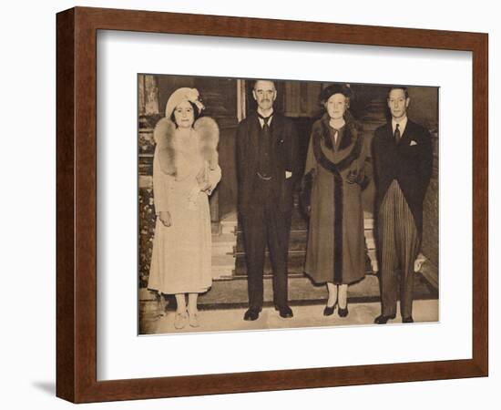 Home Again - the King, the Queen, with Mr. and Mrs. Chamberlain, 1938, (1938)-null-Framed Photographic Print