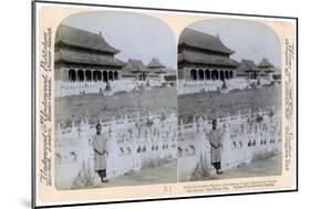 Home of the Empress Dowager, Peking, China, 1901-Underwood & Underwood-Mounted Premium Giclee Print