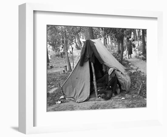 Homeless Boy, 1937-Russell Lee-Framed Photographic Print