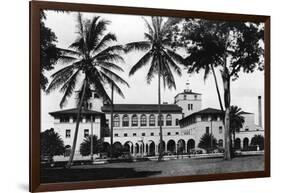 Honolulu, Hawaii View of Federal Bldg and Post Office Photograph - Honolulu, HI-Lantern Press-Framed Art Print