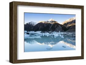 Hooker Glacier Lake, Mount Cook (Aoraki), Hooker Valley Trail, South Island, New Zealand-Ed Rhodes-Framed Photographic Print