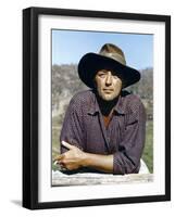 Horizons sans Frontieres THE SUNDOWNERS by Fred Zinnemann with Robert Mitchum, 1960 (photo)-null-Framed Photo