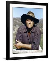 Horizons sans Frontieres THE SUNDOWNERS by Fred Zinnemann with Robert Mitchum, 1960 (photo)-null-Framed Photo