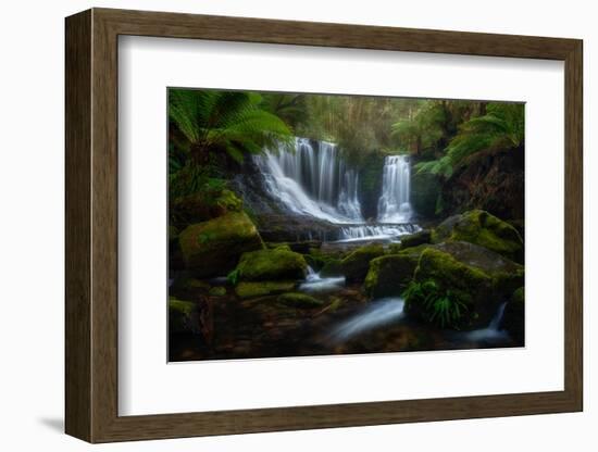 horseshoe-falls-1-Lincoln Harrison-Framed Photo