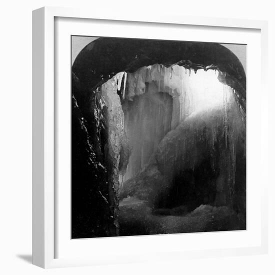 Horseshoe Grotto, Niagara Falls, Usa-null-Framed Photographic Print