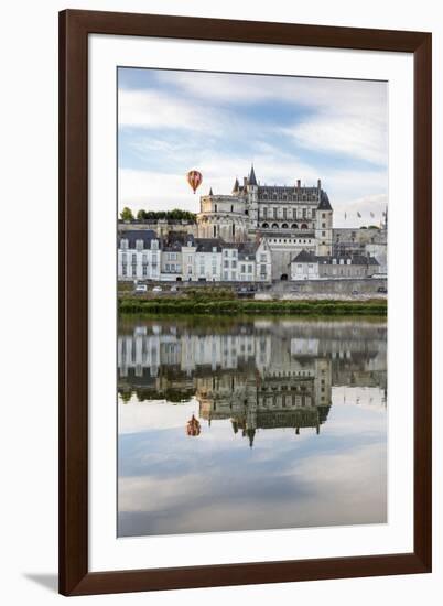 Hot-air balloon in the sky above the castle, Amboise, UNESCO World Heritage Site, Indre-et-Loire, L-Francesco Vaninetti-Framed Photographic Print