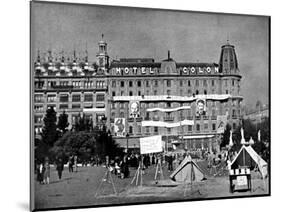 Hotel Colon, Barcelona; Spanish Civil War, 1936-null-Mounted Art Print