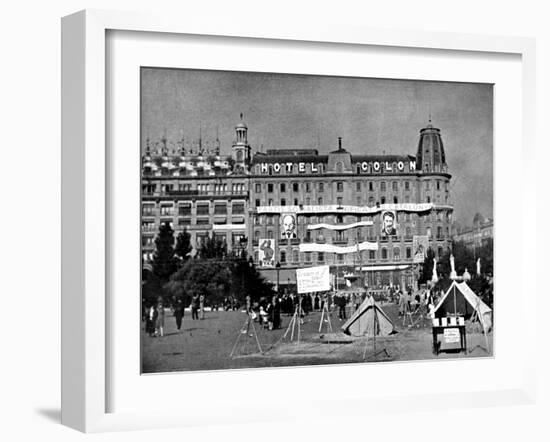 Hotel Colon, Barcelona; Spanish Civil War, 1936-null-Framed Art Print