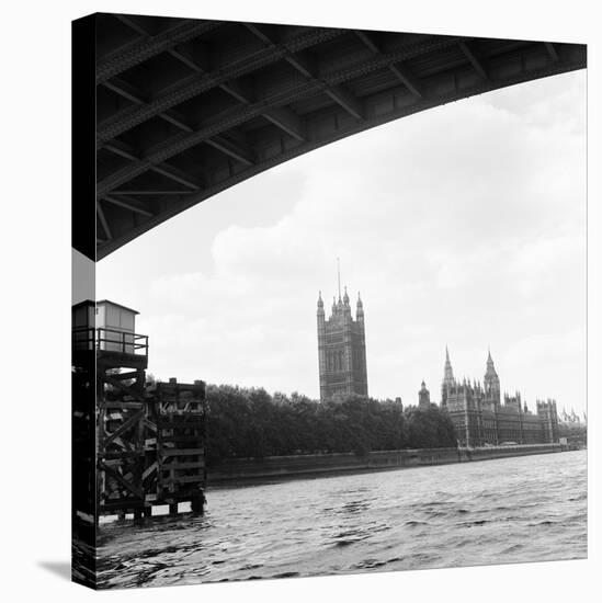 Houses of Parliament. 21st August 1971-Staff-Stretched Canvas