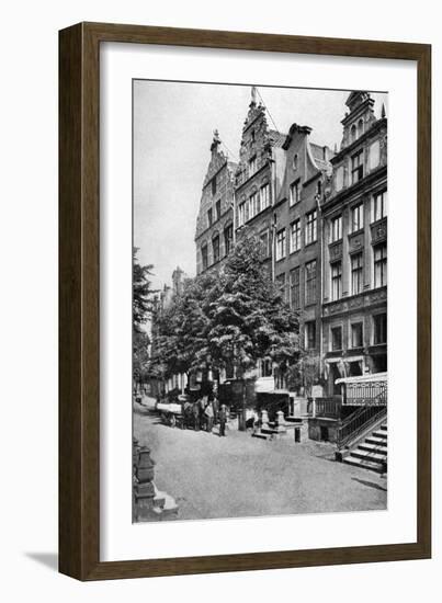 Houses on the Brodbankengasse, Danzig, C1922-null-Framed Giclee Print