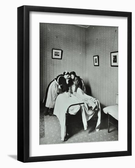 Housewifery, Barnsbury Park School, Islington, London, 1908-null-Framed Photographic Print