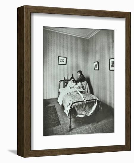 Housewifery, Barnsbury Park School, Islington, London, 1908-null-Framed Photographic Print