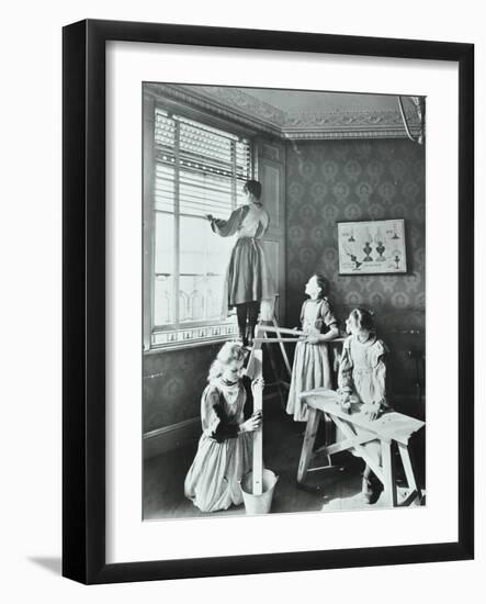 Housewifery Lesson, Dulwich Hamlet School, Dulwich Village, London, 1908-null-Framed Photographic Print
