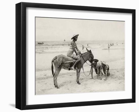 How to Have Fun on the Beach (1951)-null-Framed Photographic Print