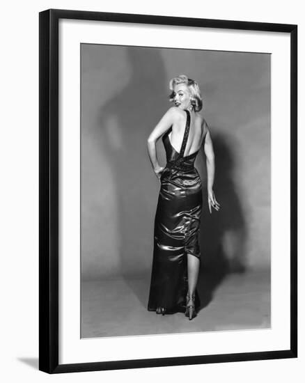 HOW TO MARRY A MILLIONAIRE, 1953 directed by JEAN NEGULESCO Maeilyn Monroe (b/w photo)-null-Framed Photo