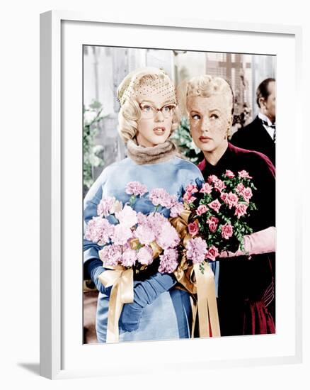 How to Marry a Millionaire, Marilyn Monroe, Betty Grable, 1953-null-Framed Photo